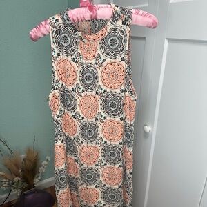 Monteau sleeveless medium dress  a multi-color medallion or mandala print